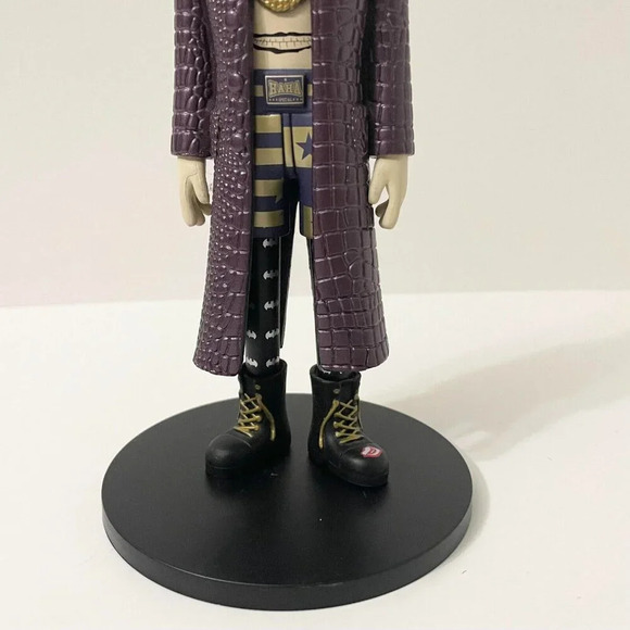 Funko DC Suicide Squad Vinyl Idolz The Joker 8 Inch Vinyl Figure - Picture 3 of 16